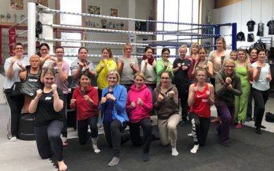 Heutiges Frauenselbstverteidigungstraining in der KSS